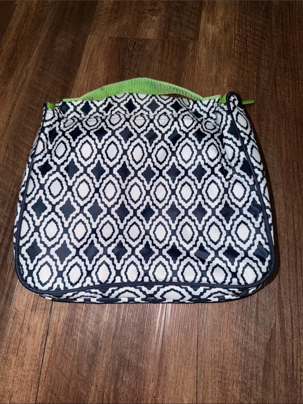 Thirty one hanging travel makeup case green and navy monogrammed B